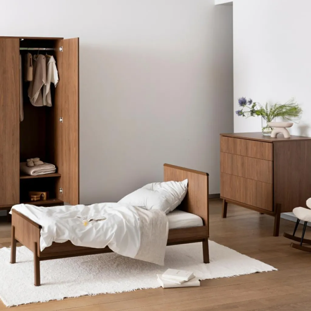 New Lit bébé évolutif Ashi Chestnut (140 x 70 cm) Lit Évolutif