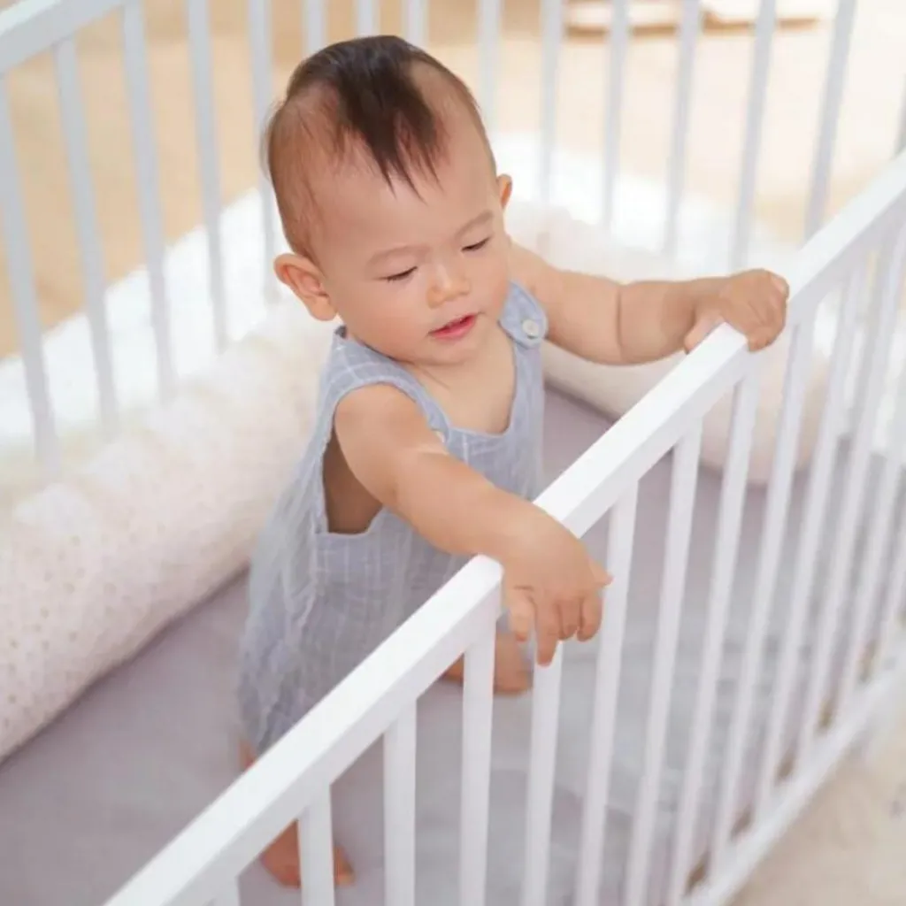 New Lit pliant en bois Mayla Blanc (60 x 120 cm) Lit À Barreaux