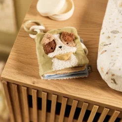 Sale Livre d'activités Tiny Park Livre Bébé En Tissu