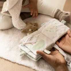 Clearance Livre sensoriel Animals Laurel Livre Bébé En Tissu