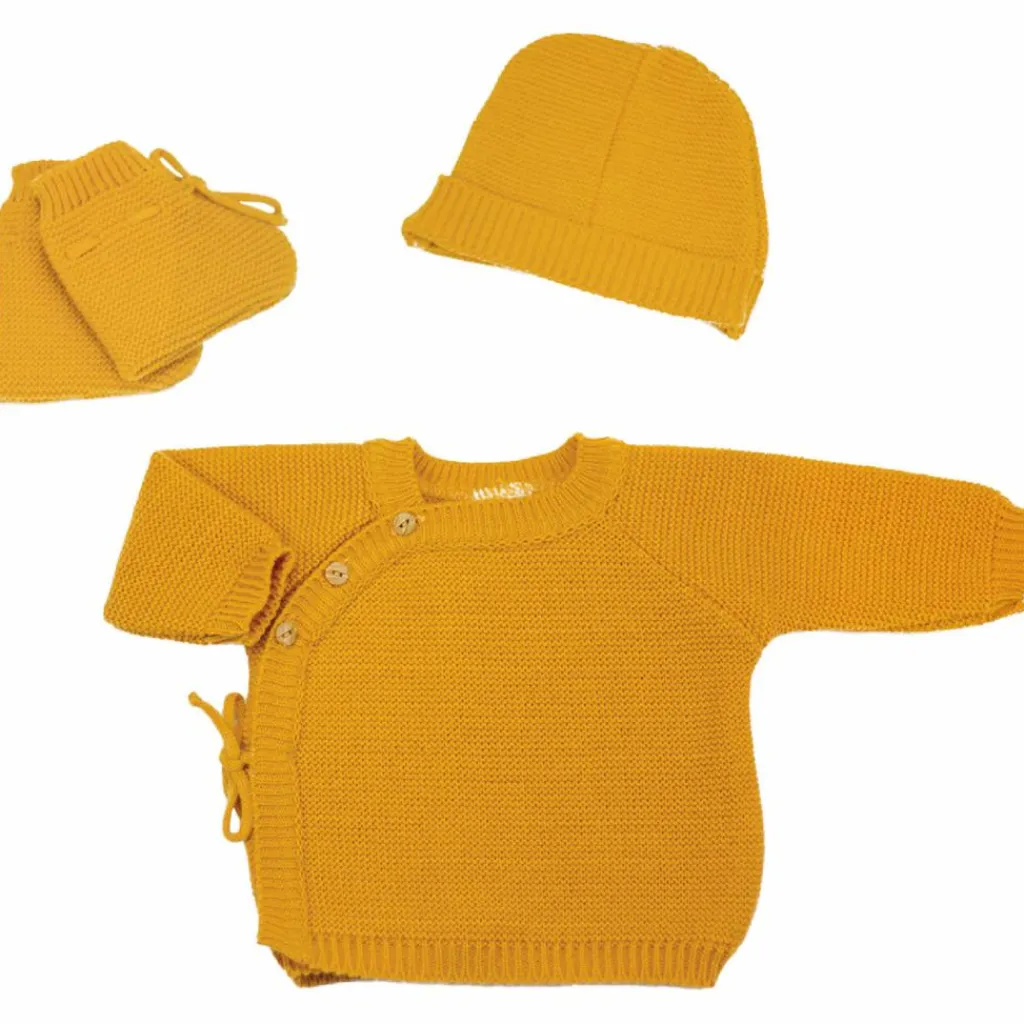 Trois Kilos Sept Lot brassière, bonnet et chaussons Moutarde (0-1 mois)