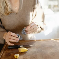 Sale Lot de 2 sucettes grignoteuses en silicone Tradewinds Sucette Grignoteuse