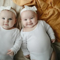 Mushie Maxi lange en coton bio Fall yellow (120 x 120 cm)