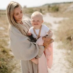 Mushie Maxi lange en coton bio Rose vanilla (120 x 120 cm)