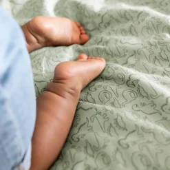 Trixie Maxi lange en mousseline Daring Dino (110 x 110 cm)