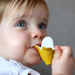 Oli & Carol Mini jouet de dentition en latex Anita la banane Chewy to go