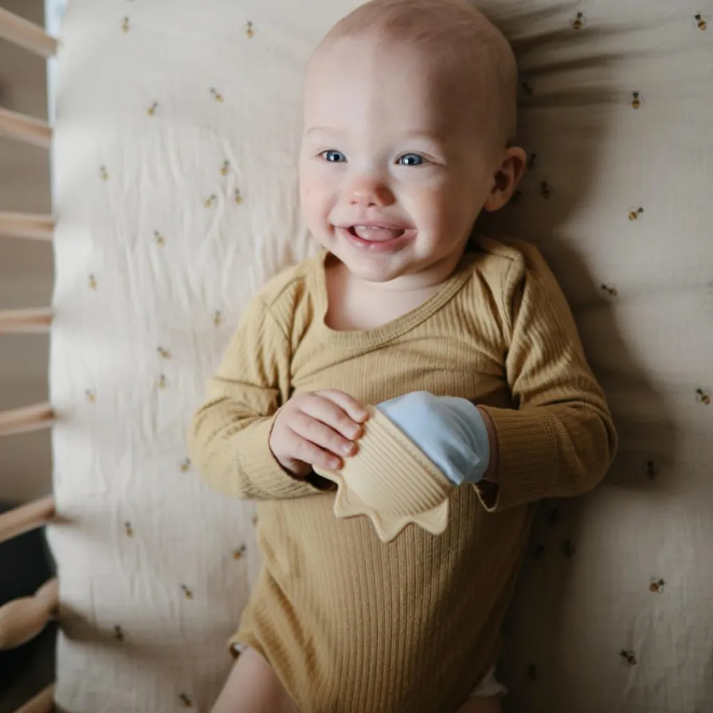 Mushie Mitaine de dentition Sunshine-Baby Blue