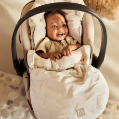 Nid d'ange passe sangle Embossed Sand (groupe 0+) Nid D'Ange Cosy