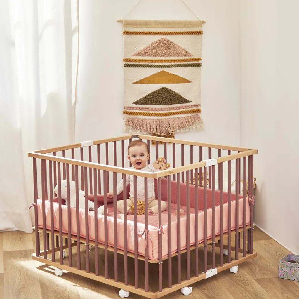 Combelle Parc pliant carré en bois Gaby hybride vieux rose