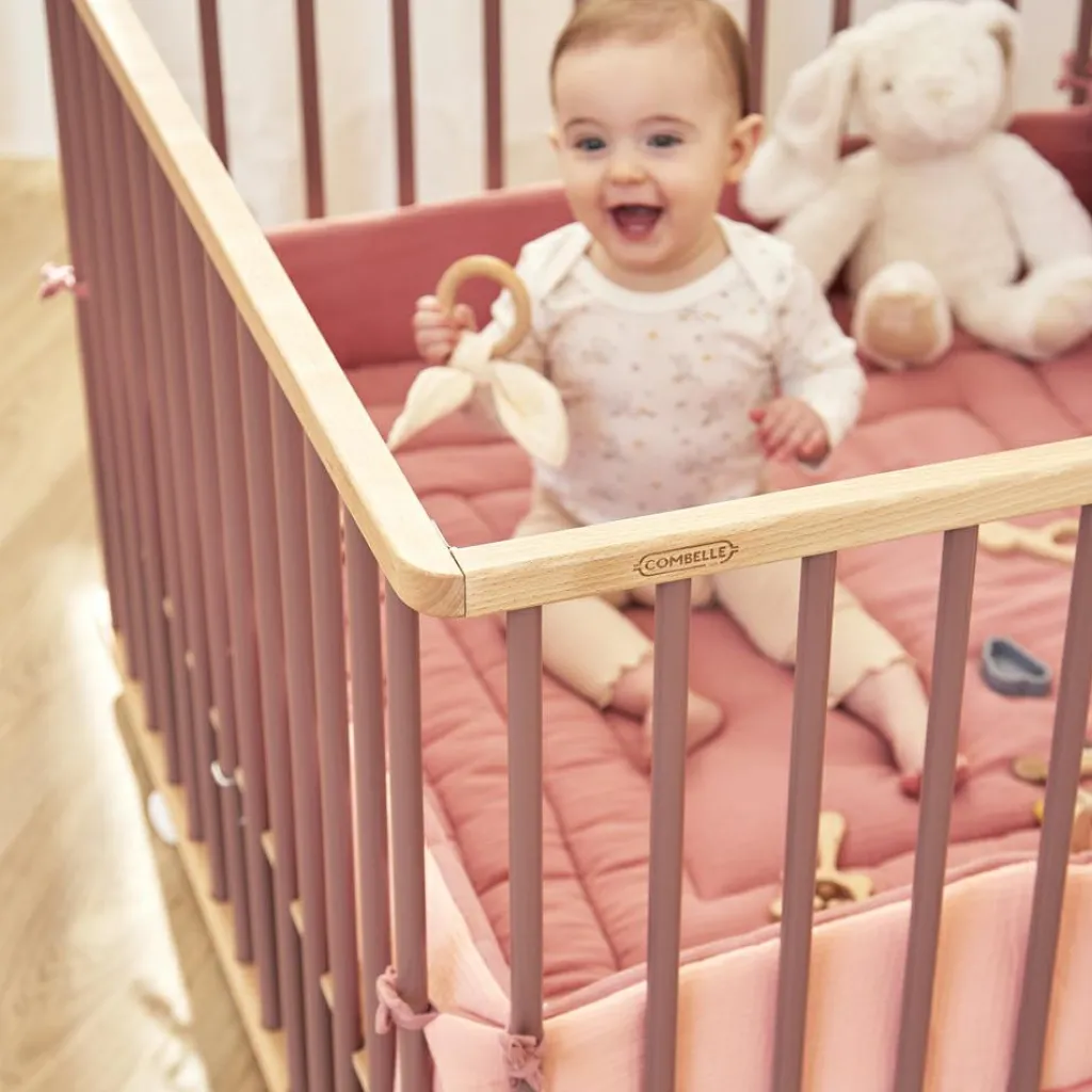 Combelle Parc pliant carré en bois Gaby hybride vieux rose