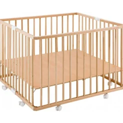 Combelle Parc pliant carré en bois Gaby Vernis naturel