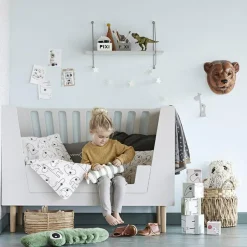 Done by Deer Peluche géante crocodile Croco vert (64 cm)