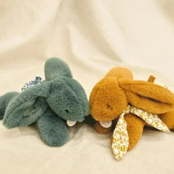 Doudou et Compagnie Peluche Lapin Doudou Pantin vert sauge (25 cm)