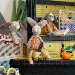 Moulin Roty Peluche lapin ocre Trois petits lapins (38 cm)