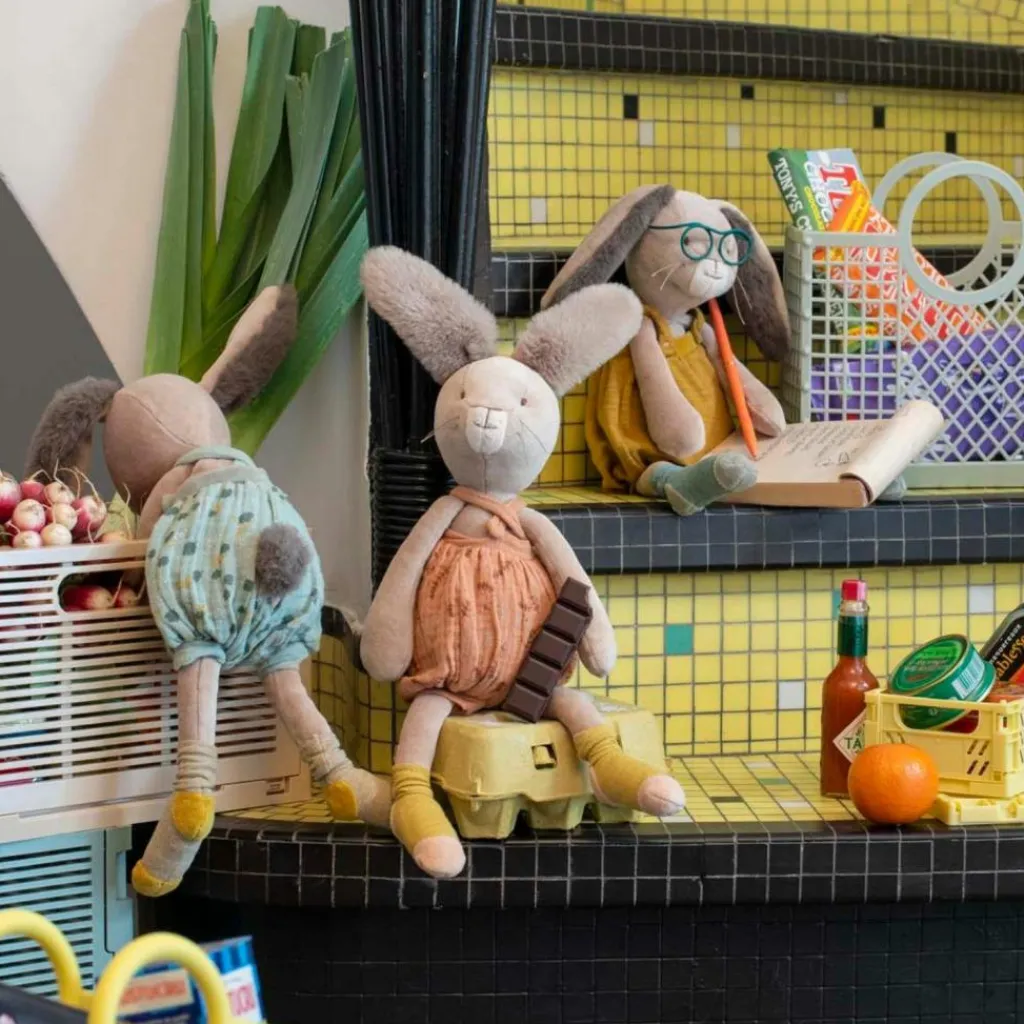 Moulin Roty Peluche lapin ocre Trois petits lapins (38 cm)