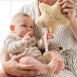 Nattou Peluche musicale Etoile Miel