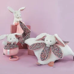 Doudou et Compagnie Peluche musicale Lapin Boh'aime (20 cm)