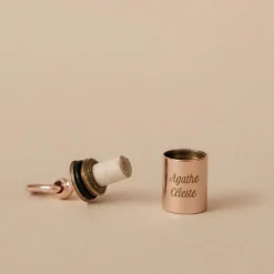 Pendentif Mon Petit Secret personnalisable (plaqué or rose) Pendentif / Médaille Maman