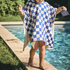 Hot Poncho de bain Comme un bonbon Romy damier bleu Poncho