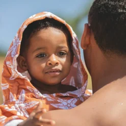 Swim Essentials Poncho enfant Etoiles de mer (3-10 ans)