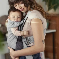 BabyBjörn Porte bébé Mini tissu Mesh 3D gris