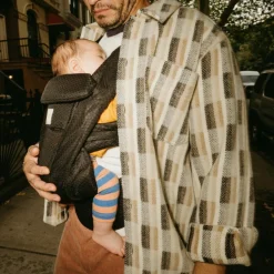 Porte-bébé Omni Deluxe Mesh Onyx Black Porte Bébé