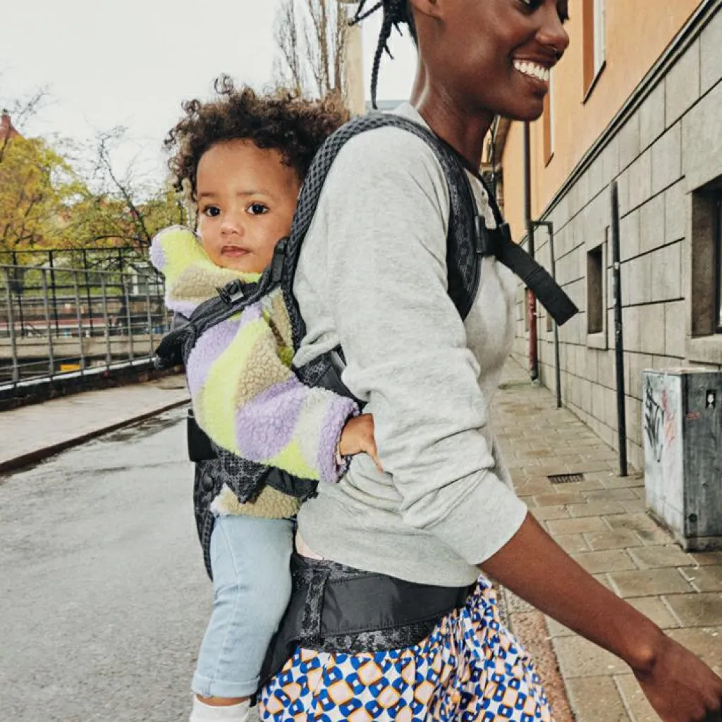 BabyBjörn Porte-bébé One Air tissu Mesh 3D léopard