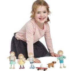 Tender Leaf Poupée Edward avec skateboard