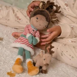 Hot Poupée souple Evi et son renne (35 cm) Livres Et Jouets De Noël