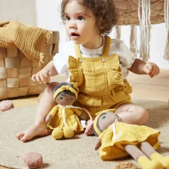Kaloo Poupée souple Ma première poupée Naomie jaune (25 cm)