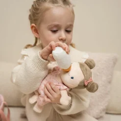 Hot Poupée souple Rosa et son couffin Poupée / Poupon