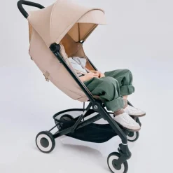 Cybex Poussette compacte Agis Almond Beige