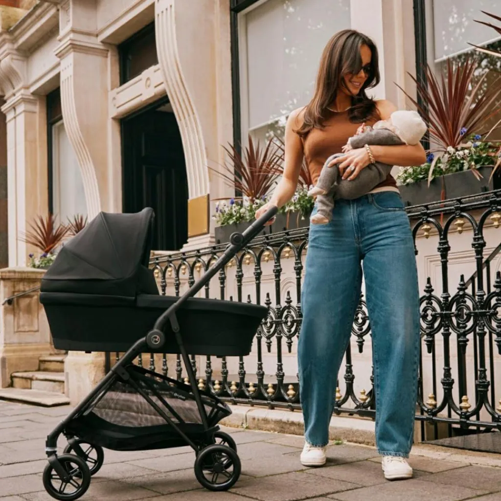 Cybex Poussette compacte Melio Carbon Fog Grey