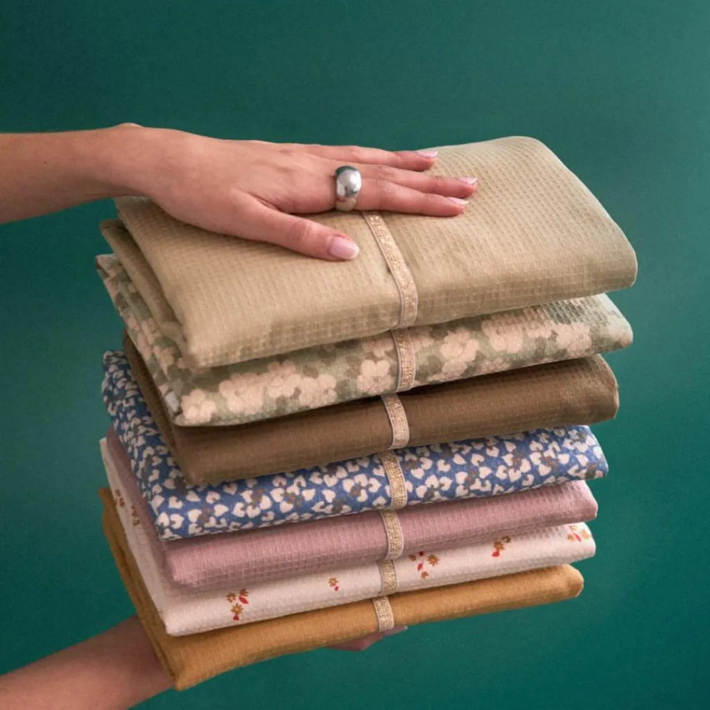 Nobodinoz Protège-carnet de santé A5 Poema Opera Yellow lily