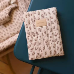 Nobodinoz Protège-carnet de santé Hyde Park Leonie Latte