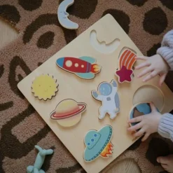 Mushie Puzzle en bois Space (8 pièces)