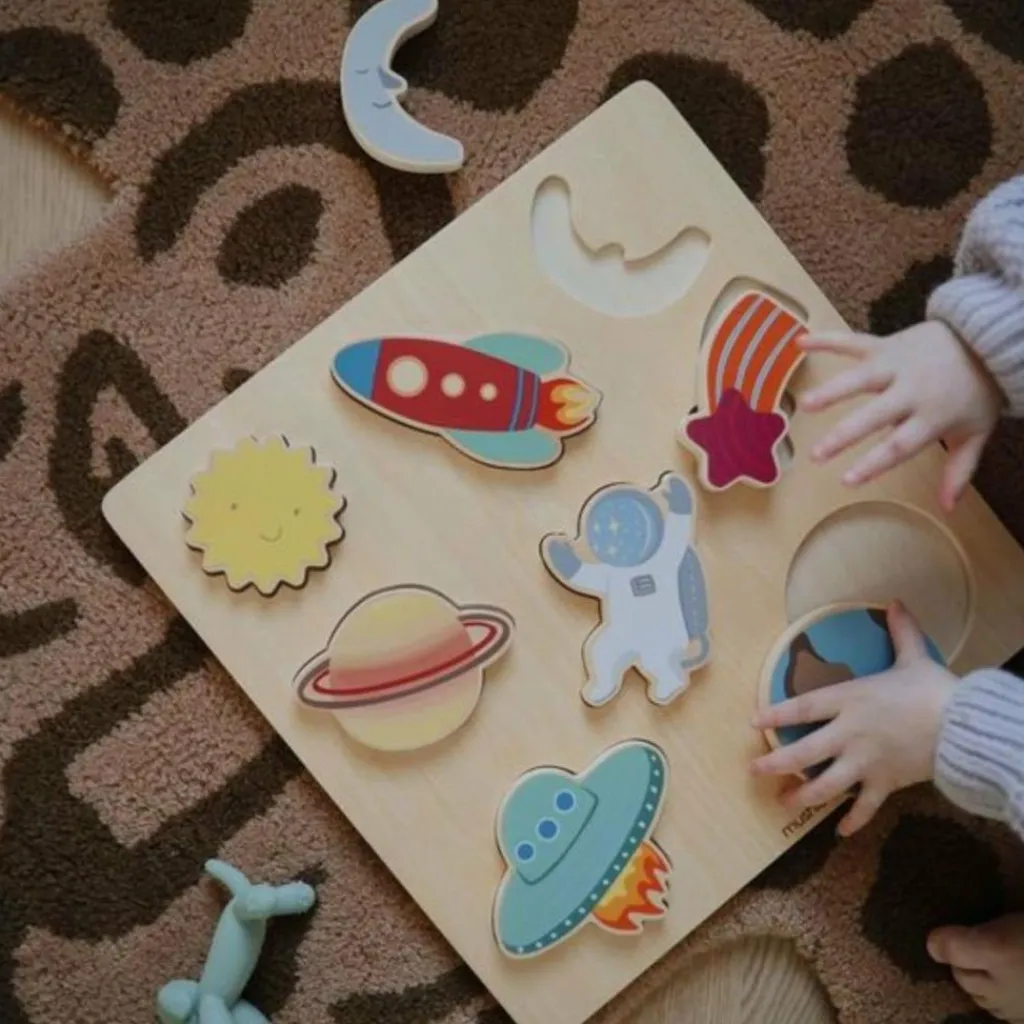 Mushie Puzzle en bois Space (8 pièces)