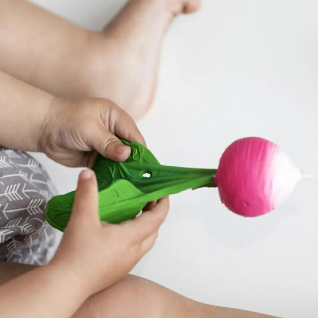 Oli & Carol Ramona le radis en latex d'hévéa