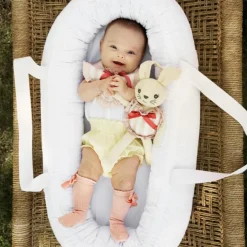 Elodie Details Réducteur de lit Baby Nest Embroidery Anglaise
