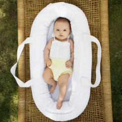 Elodie Details Réducteur de lit Baby Nest Embroidery Anglaise