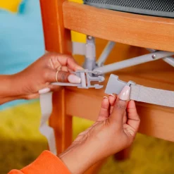 Bright Starts Rehausseur compact évolutif Pop 'N Sit