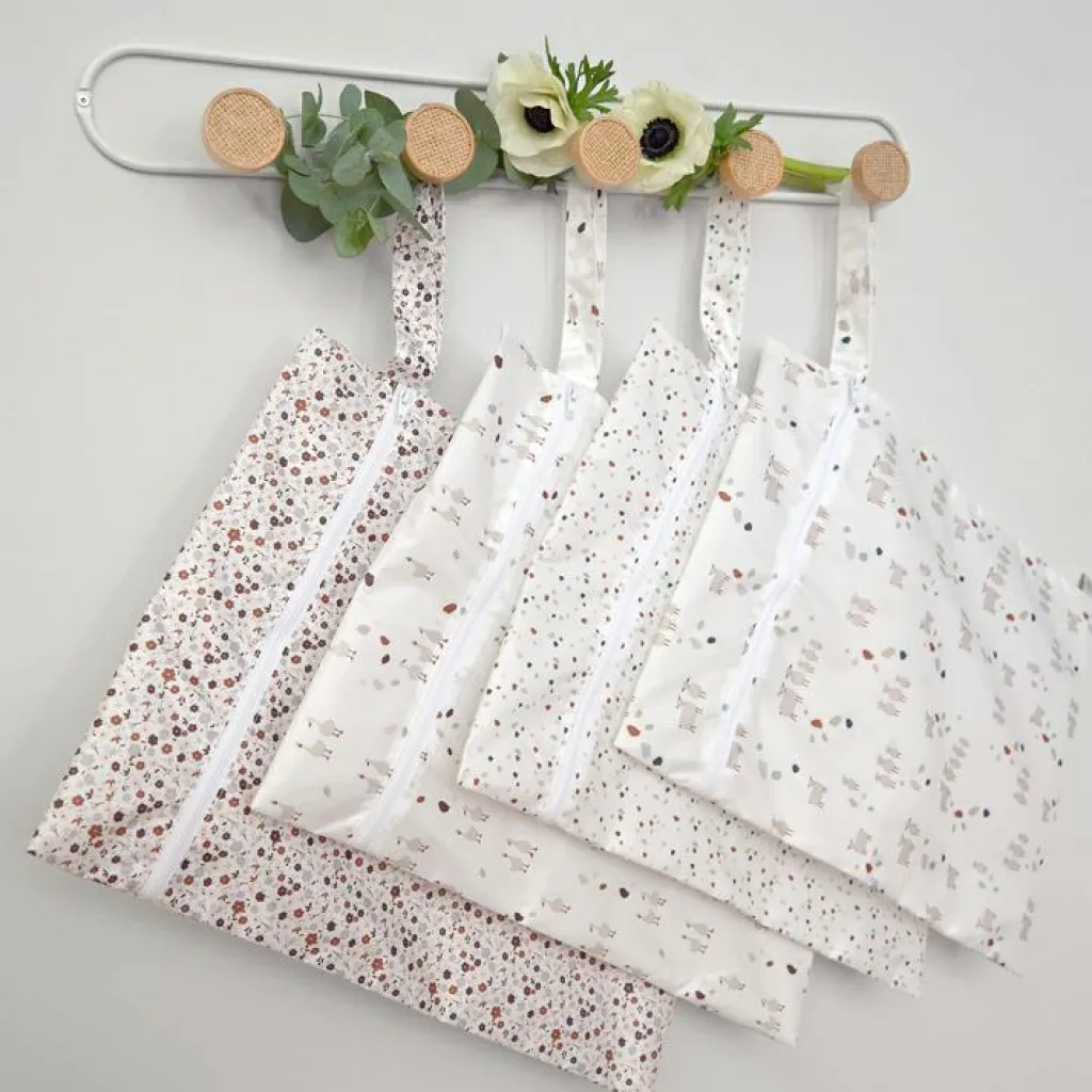 Lässig Sac à couches imperméable Tiny Farmer pois et mouton