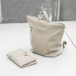 Done by Deer Sac à dos à langer sable