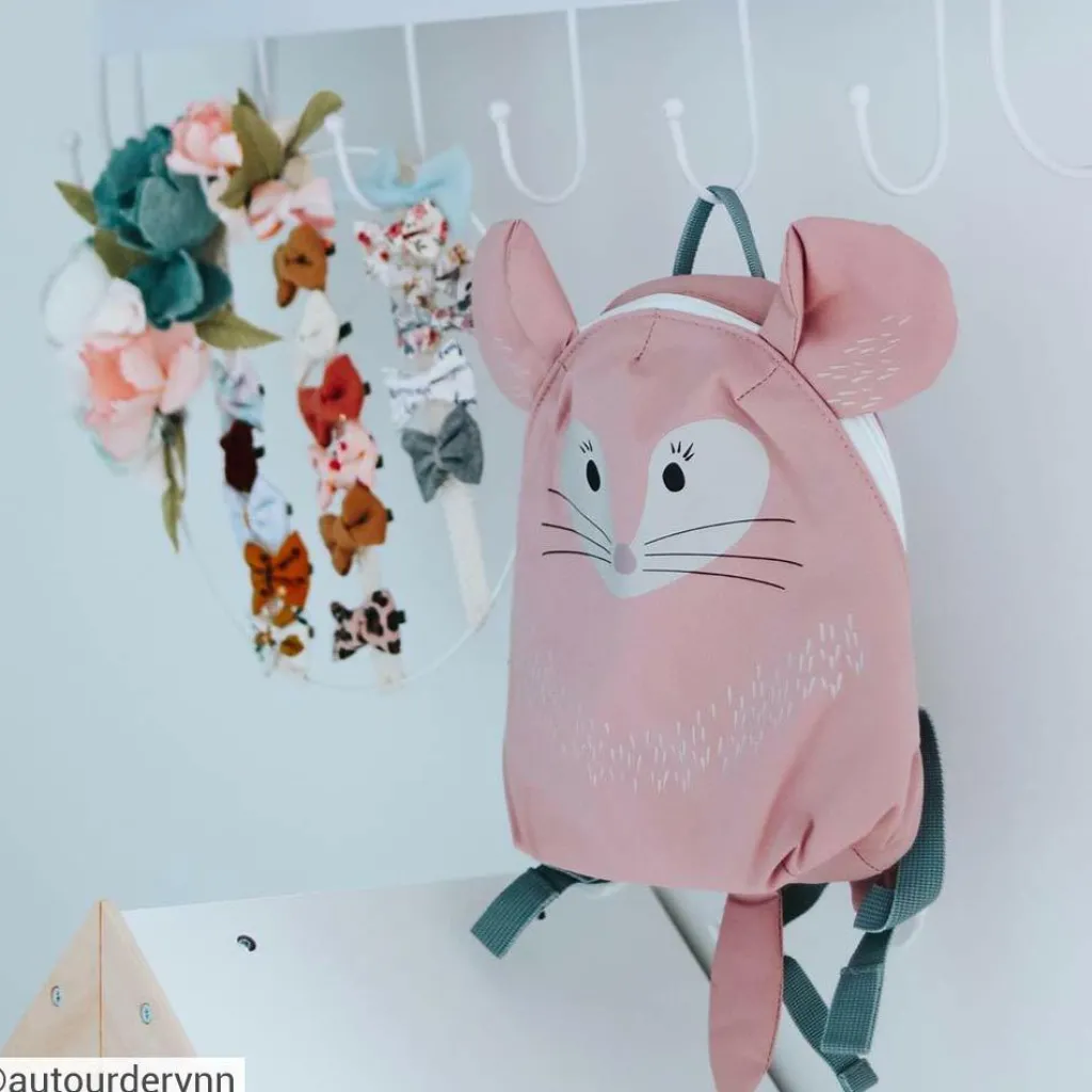 Lässig Sac à dos bébé Tiny About Friends Chinchilla