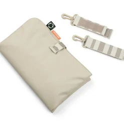 Done by Deer Sac à langer matelassé sable