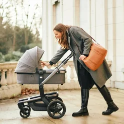 Childhome Sac à langer Mommy Club signature marron