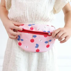 Enfant A Little Lovely Company Sac banane Cerises