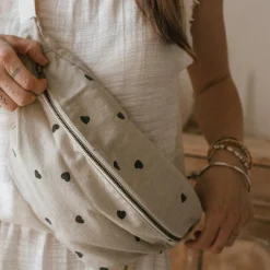 Rose in April Sac banane cœur sable