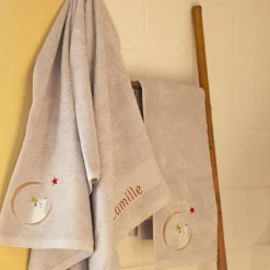 L'oiseau bateau Serviette de bain grise ours personnalisable (70 x 140 cm)