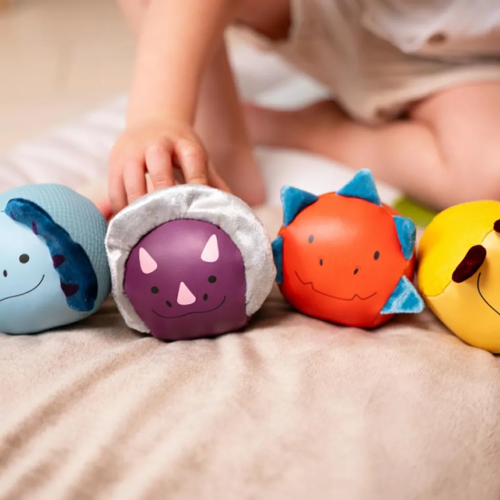 Little Big Friends Set de 4 balles doudous Les Doodballs Les Amis Dinos